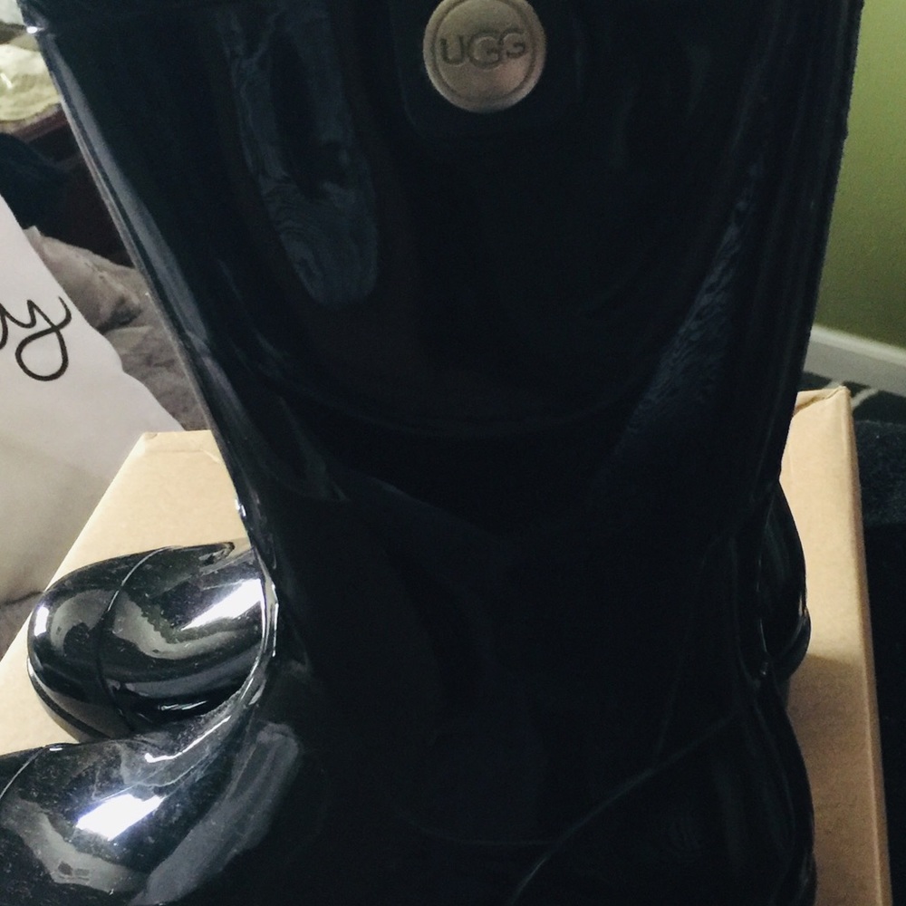 Ugg rain boots